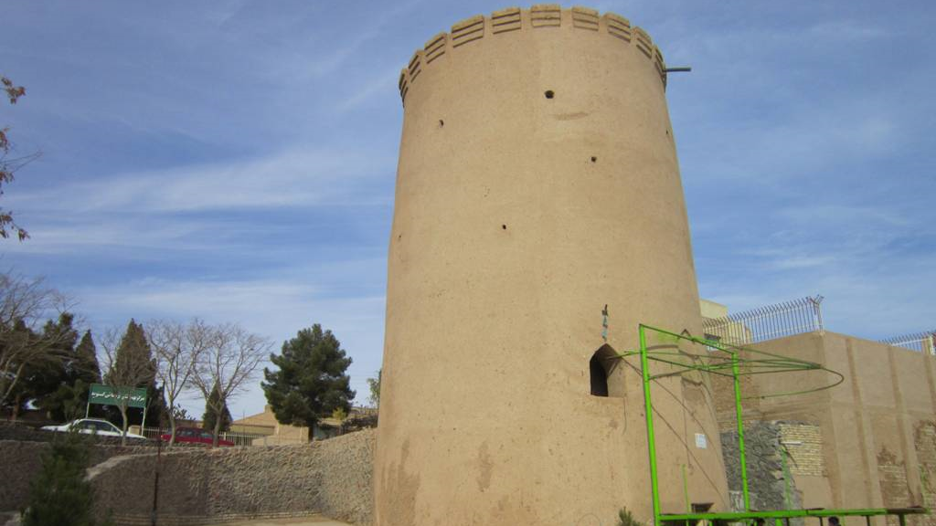 محله کهنو، از برج کبوترخانه تا آتش مقدس زرتشتیان